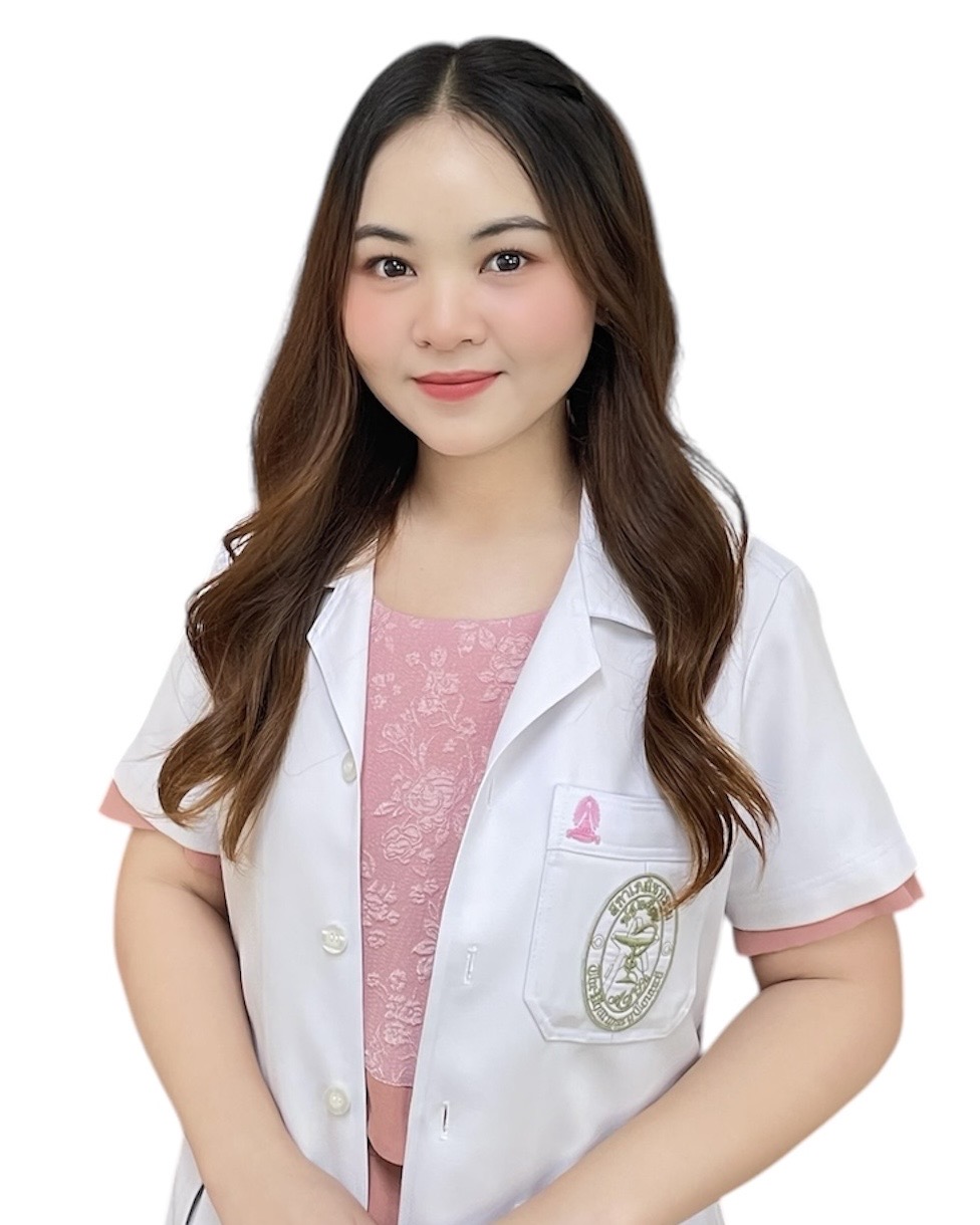 นางสาวพักตร์เพ็ญ เมืองจันทร์