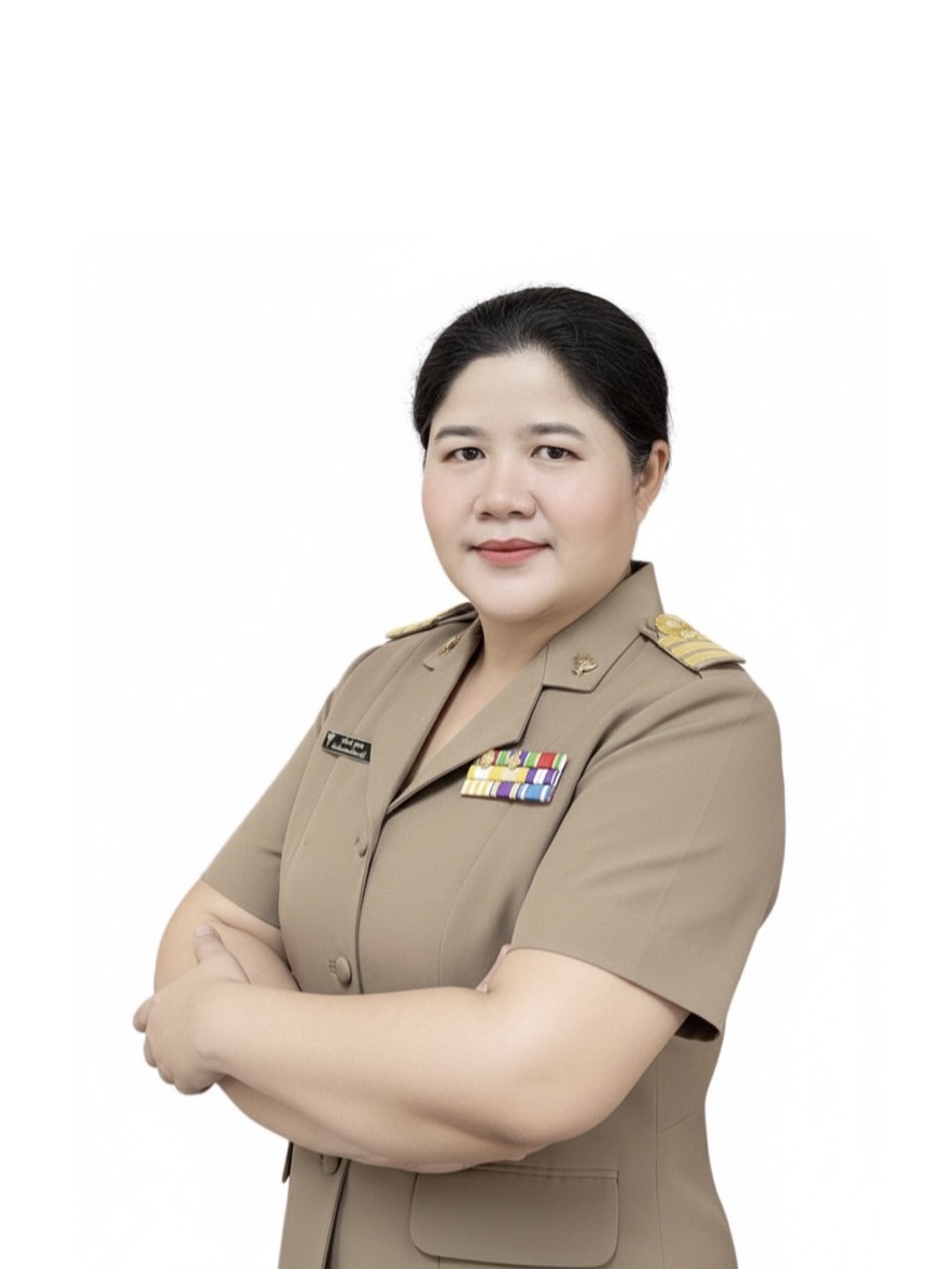 นางชูพักตร์ สุภาพ